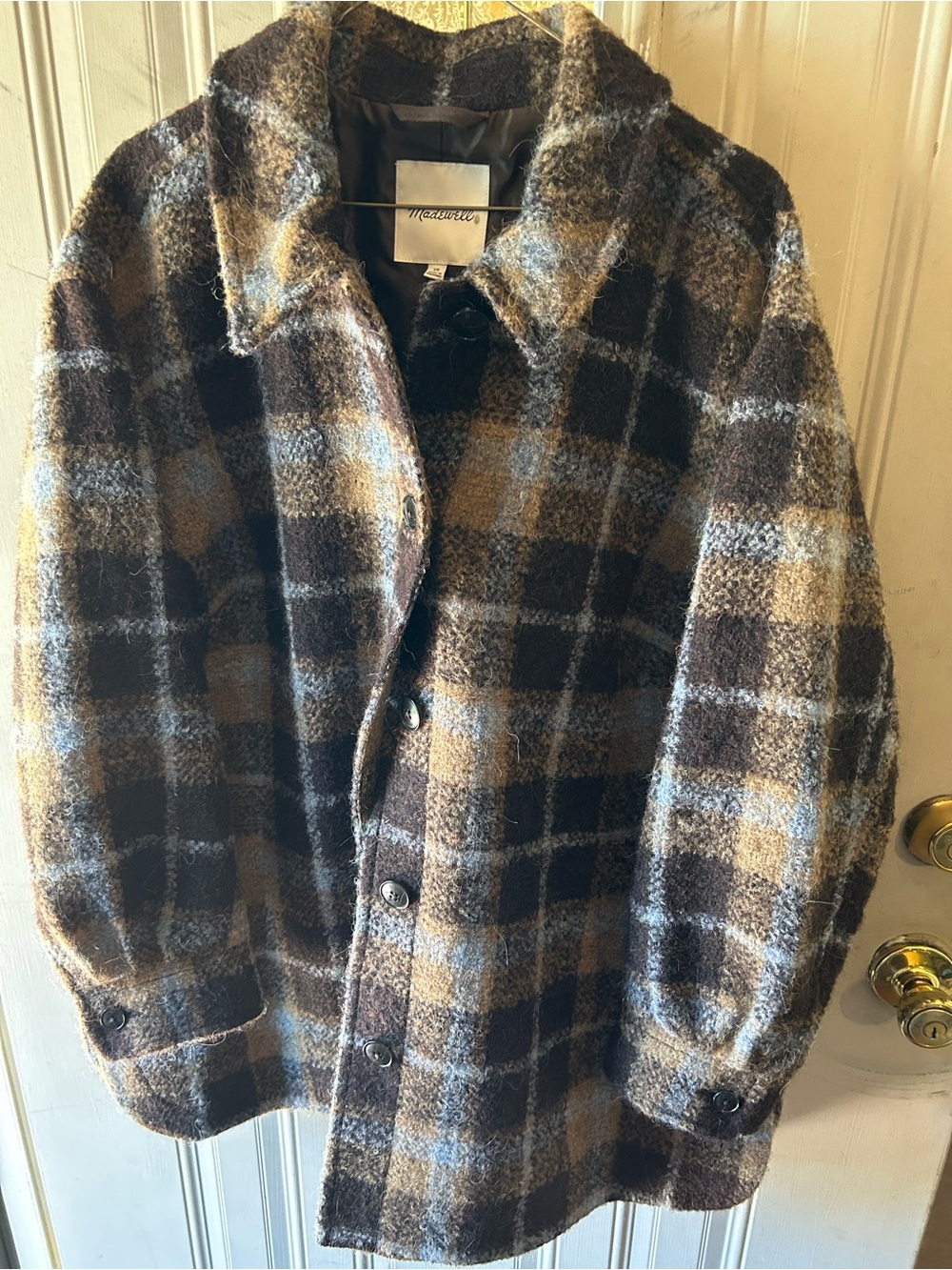 Madewell women’s Belrose shirt/jacket in cassel plaid. Size 2x